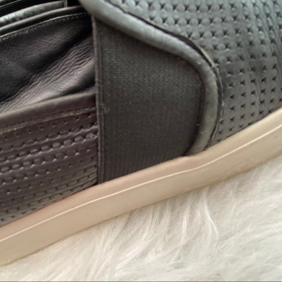 Vince Blair Black Leather Perforated Slide On Shoes - Picture 9 of 11